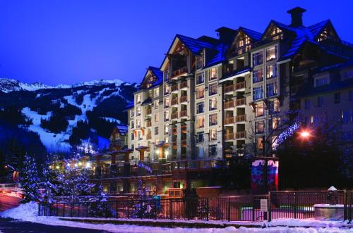 Фотография гостиницы Pan Pacific Whistler Village Centre
