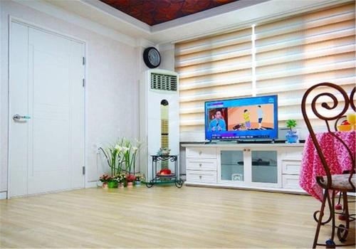 Фотография гостевого дома J&J Guesthouse