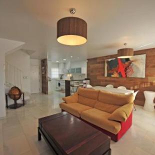 Фотография гостевого дома 5 Rooms 4 baños Acceso Playa 2 Free Parking