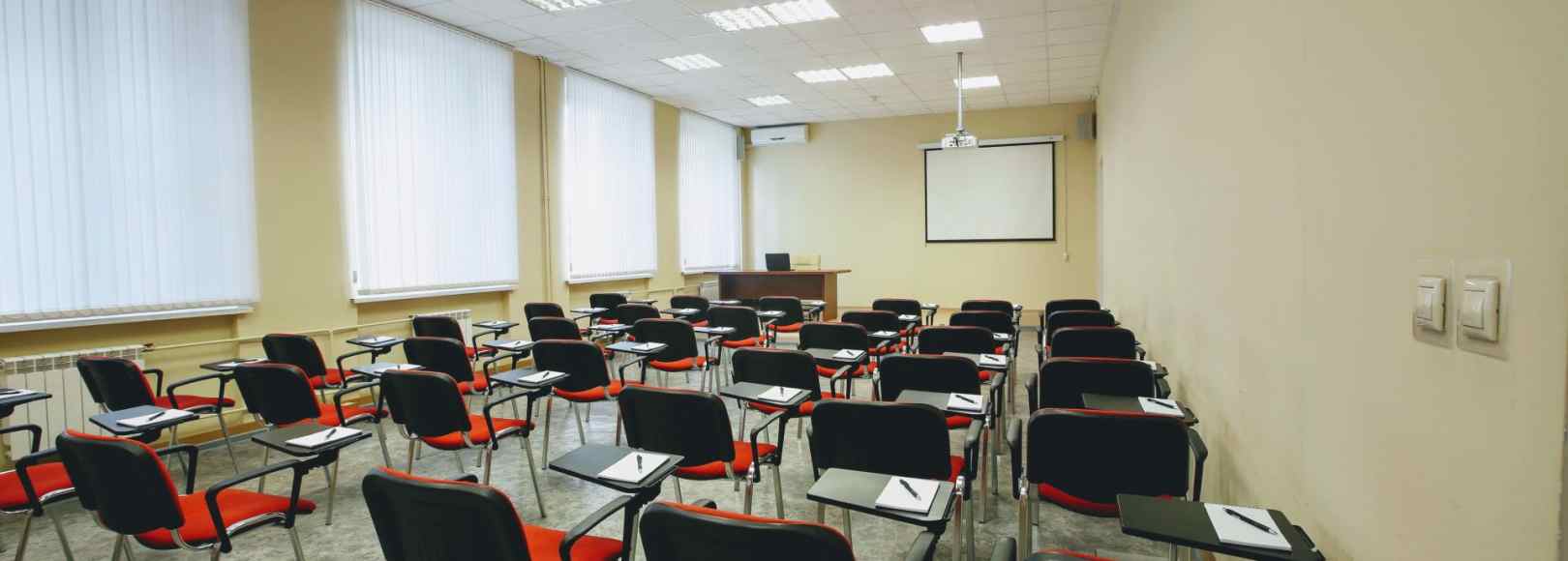 Фотография конференц-зала УИЦ МФП Конференц-зал №46