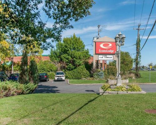 Фотография гостиницы Econolodge Brossard