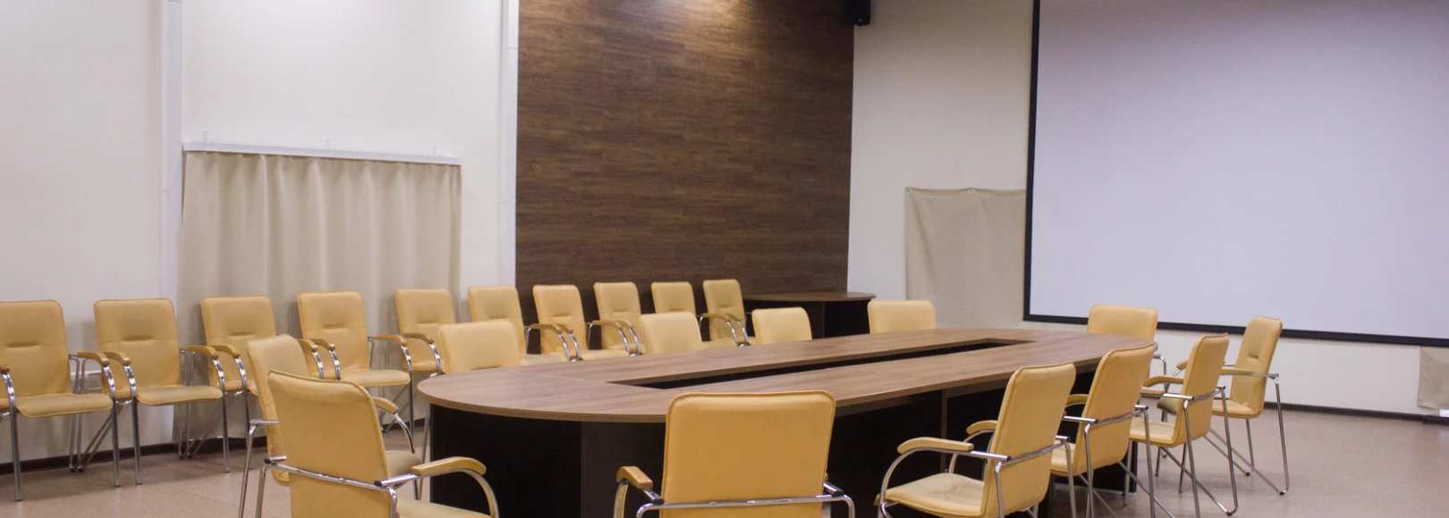 Фотография комнаты для переговоров Переговорная комната СМГ