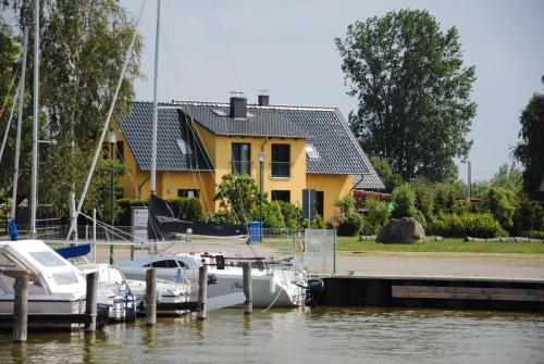 Фотография гостевого дома Ferienhaus am kleinen Hafen