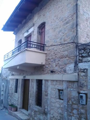 Фотография гостевого дома Traditional Stone Mezonete