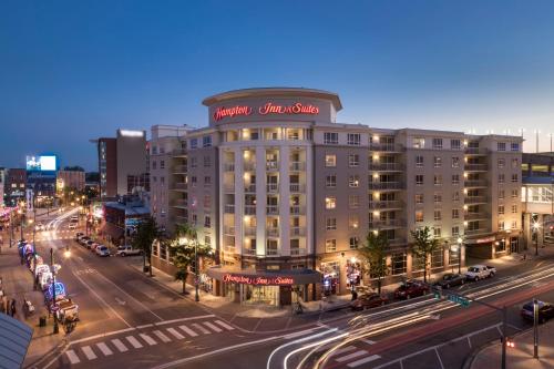 Фотография гостиницы Hampton Inn & Suites Memphis-Beale Street