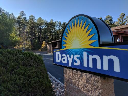 Фотография гостиницы Days Inn by Wyndham Prescott