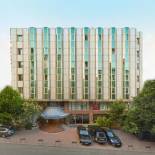 Фотография гостиницы All Seasons Hotel