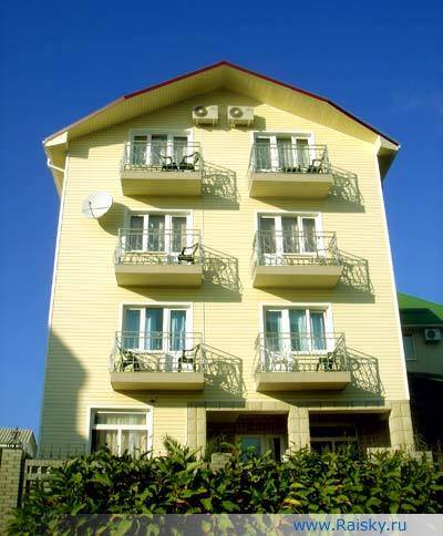 Фотография гостевого дома Райский уголок