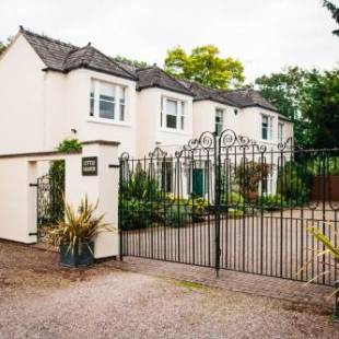 Фотографии мини отеля
Little Manor