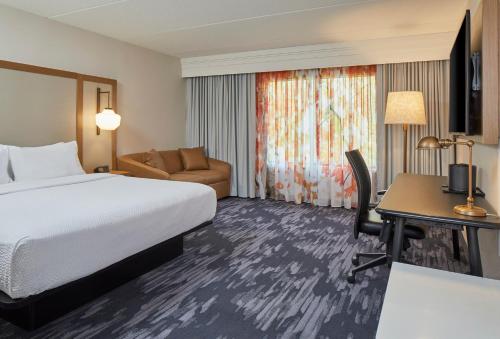 Фотография гостиницы Fairfield Inn & Suites by Marriott Albany Airport