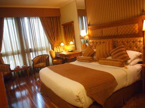 Фотографии гостиницы 
            Hotel Crown Plaza Islamabad