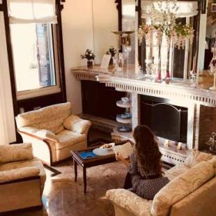 Фотографии мини отеля
La Maison Royale