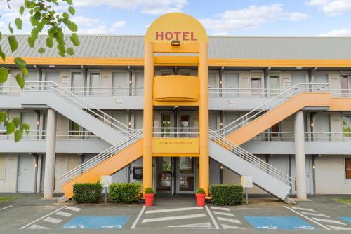 Фотография гостиницы The Originals Access, Hôtel Recouvrance Saintes Ouest (P'tit Dej-Hotel)