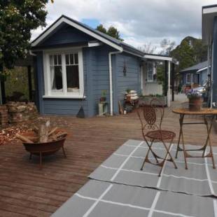 Фотографии гостевого дома
Cabins on Tudor bed & breakfast