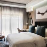 Фотография гостиницы The Capital Melrose