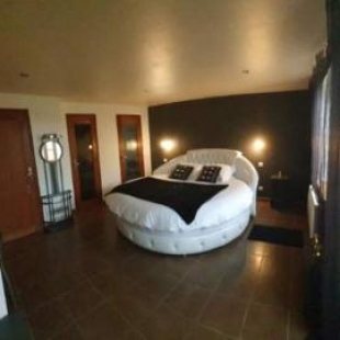 Фотография мини отеля Auverg'Nature Chambre Cocon