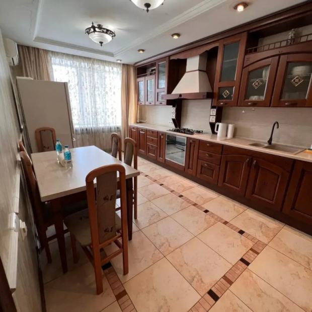 Фотографии квартиры 
            Квартира Шикарная четырёхкомнатная на Мичурина