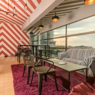 Фотография гостиницы Seaview Capsule Hotel