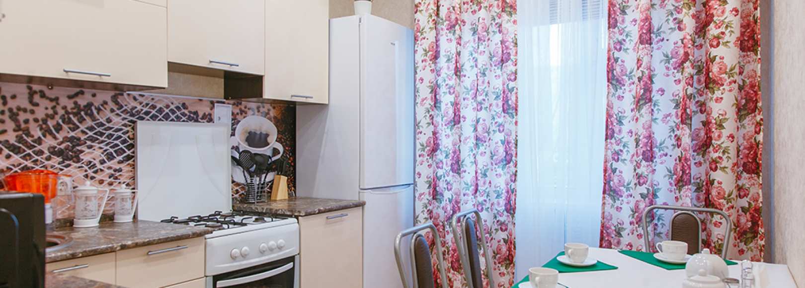 Фотография квартиры Пять Звёзд 2-к квартира в Юбилейном, 5/2