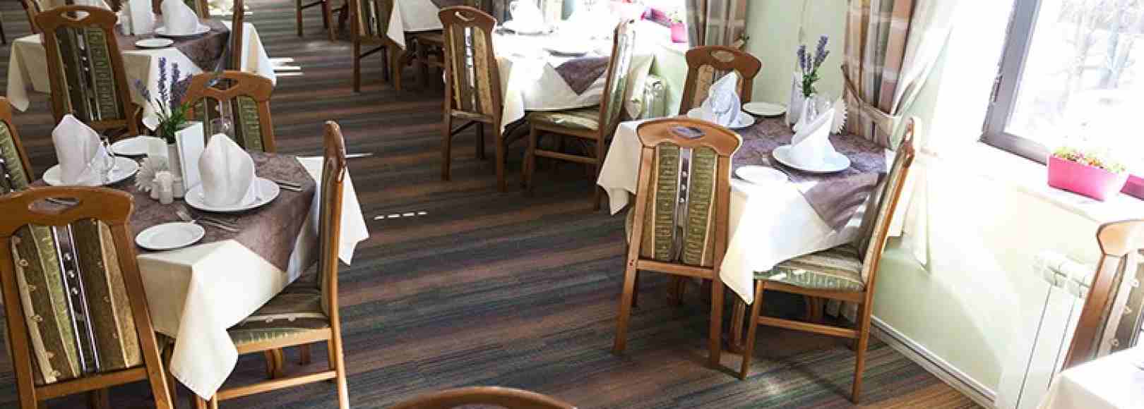 Фотография банкетного зала Славия