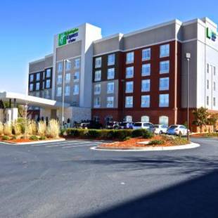 Фотографии гостиницы 
            Holiday Inn Express & Suites Atlanta NE- Duluth, an IHG Hotel
