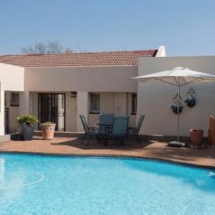 Фотографии гостевого дома
President Lodge