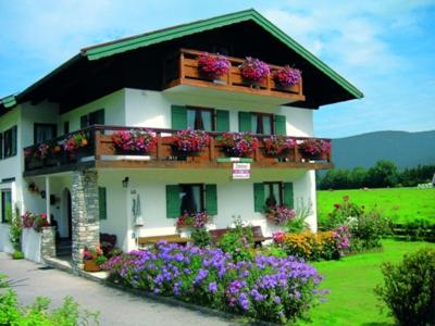Фотографии гостевого дома 
            Haus Saurler - Chiemgau Karte