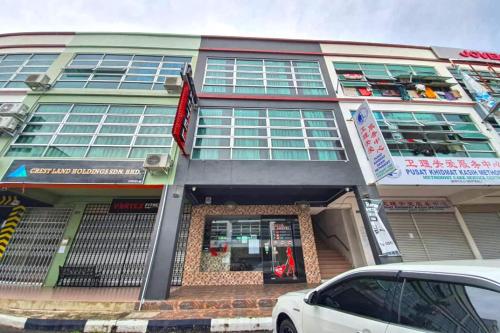 Фотография гостиницы OYO 90082 Red’s Hotel