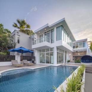 Фотографии гостиницы 
            Tolani Le Bayburi Villas Pranburi