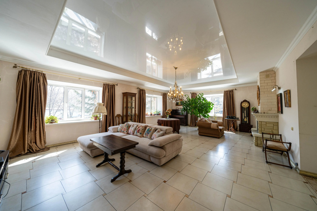 Фотография Коттеджа Частный дом Большой уютный коттедж с баней