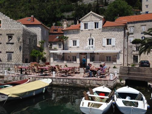 Фотография гостевого дома Palace Jelena Rooms