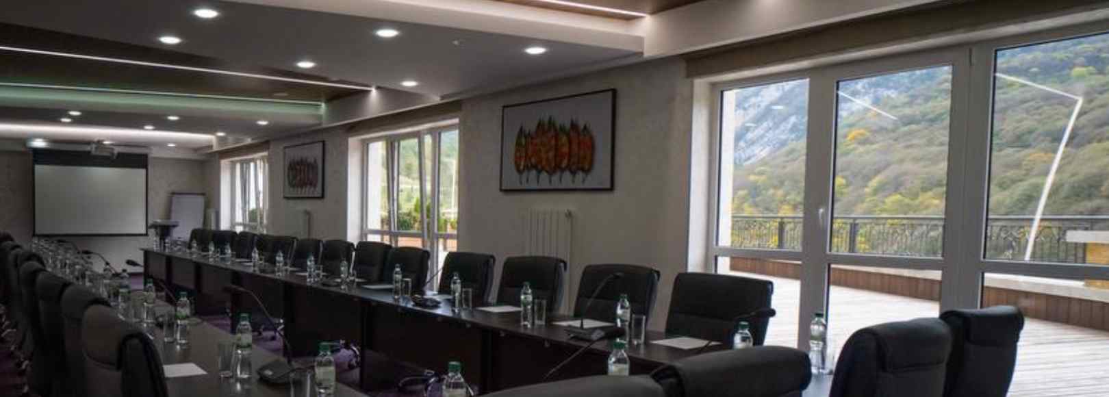 Фотография конференц-зала Forrest Terrace Hotel