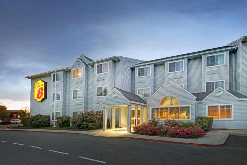 Фотография гостиницы Super 8 by Wyndham Sacramento Airport