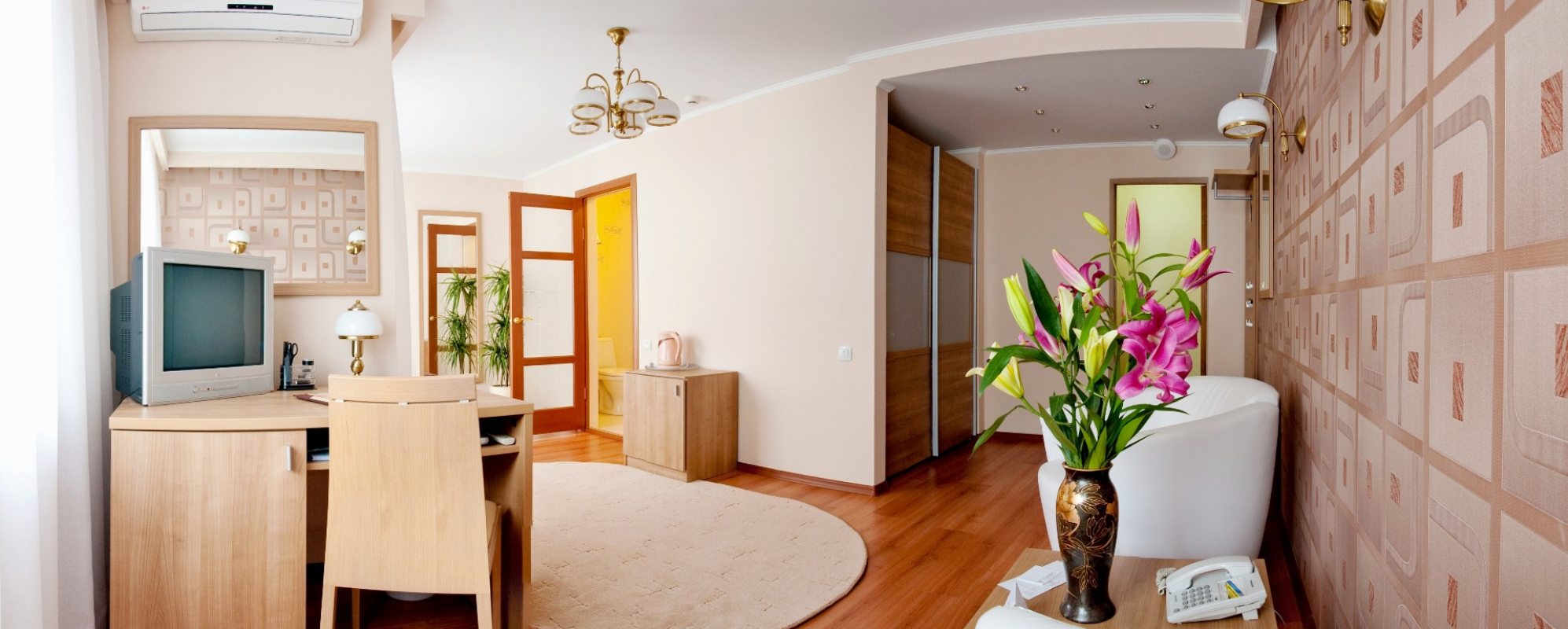 гостиница рент г находка фото. гостиница рент. Rent me отель. сауна рент находка. гостиница рент в находке адрес.