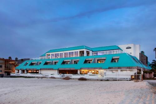 Фотографии гостиницы
SeaVenture Beach Hotel