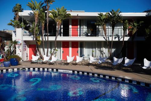 Фотографии гостиницы
Phoenix Hotel