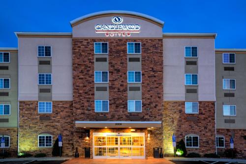 Фотография гостиницы Candlewood Suites Pittsburgh-Cranberry, an IHG Hotel