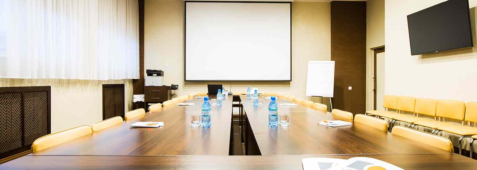 Фотография конференц-зала КомфортИнн