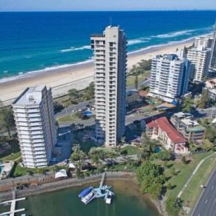 Фотография апарт отеля Capricorn One Beachside Holiday Apartments - Official