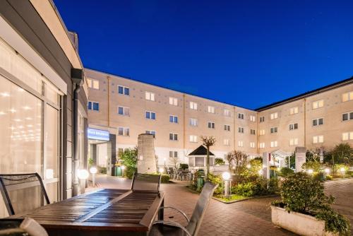 Фотография гостиницы AMEDIA Hotel & Suites Frankfurt Airport