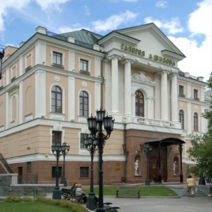 Фотография Московская государственная картинная галерея народного художника СССР А.Шилова