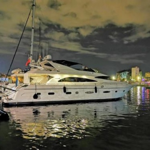 Фотография мини отеля Rent Luxury Motor Yacht