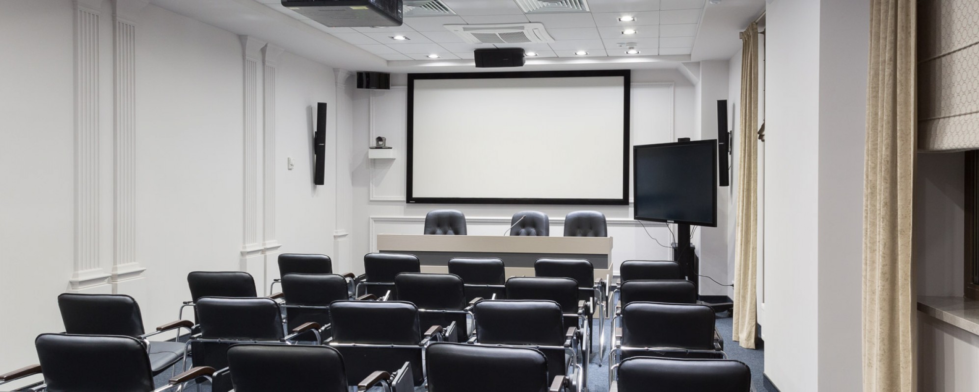 Фотографии конференц-зала Конференц-зал Музея Городская панорама