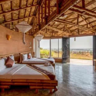 Фотография гостиницы Hanchey Bamboo Resort