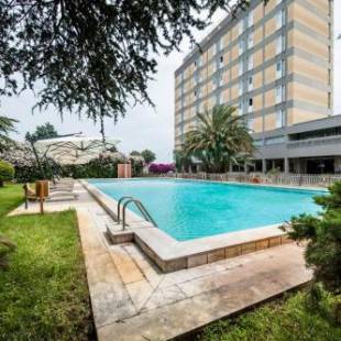 Фотографии гостиницы 
            Best Western Hotel HR