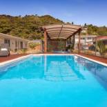 Фотография мотеля Averill Court Motel