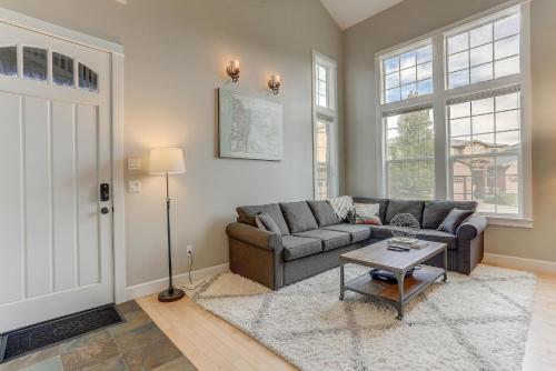 Фотография гостевого дома Vantage Point-AC-Hot Tub-3BR/3B