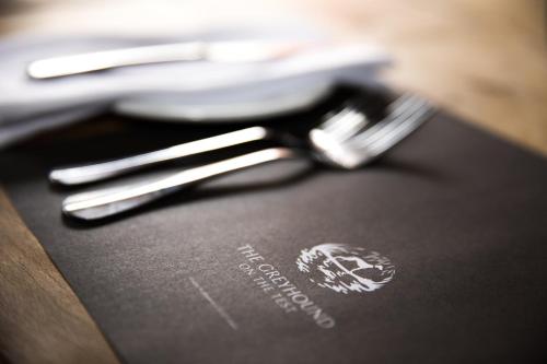 Фотографии гостиницы
The Greyhound on the Test Hotel