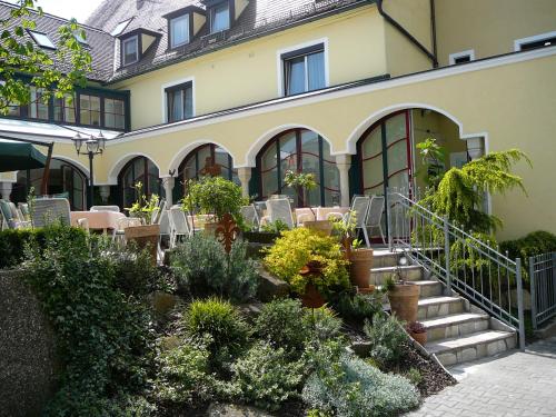 Фотография гостиницы Landgasthof Hotel Scheubel