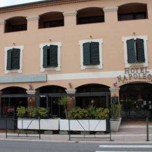 Фотографии гостиницы
Hôtel Napoléon